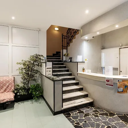 In The Heart Of Within Walking Distance Of The Lake