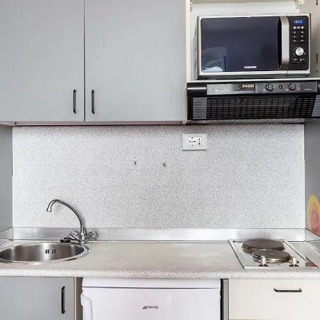 In The Heart Of Within Walking Distance Of The Lake Feriehus *