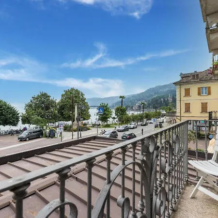 In The Heart Of Within Walking Distance Of The Lake * Baveno